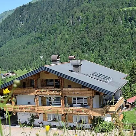 Alp-chalet 4*