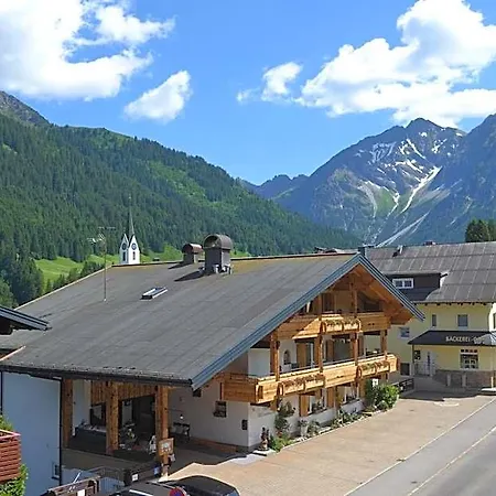 Отель Alp-chalet Миттелберг