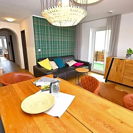 Alp-chalet Отель Миттелберг