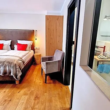 Отель Alp-chalet Миттелберг